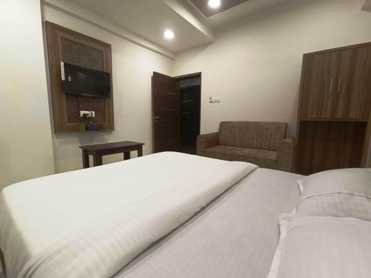 Sai Sagar Lodging & Boarding Ulhāsnagar Εξωτερικό φωτογραφία
